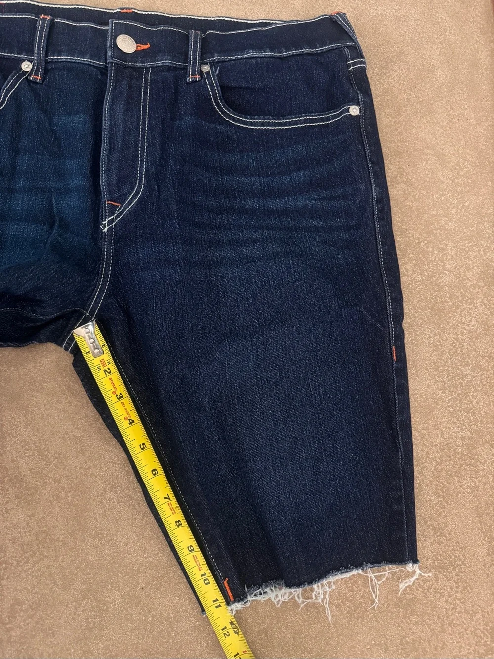 True Religion Ricky Denim Shorts Men's 36 Dark Wash Frayed Hem Relaxed Straight